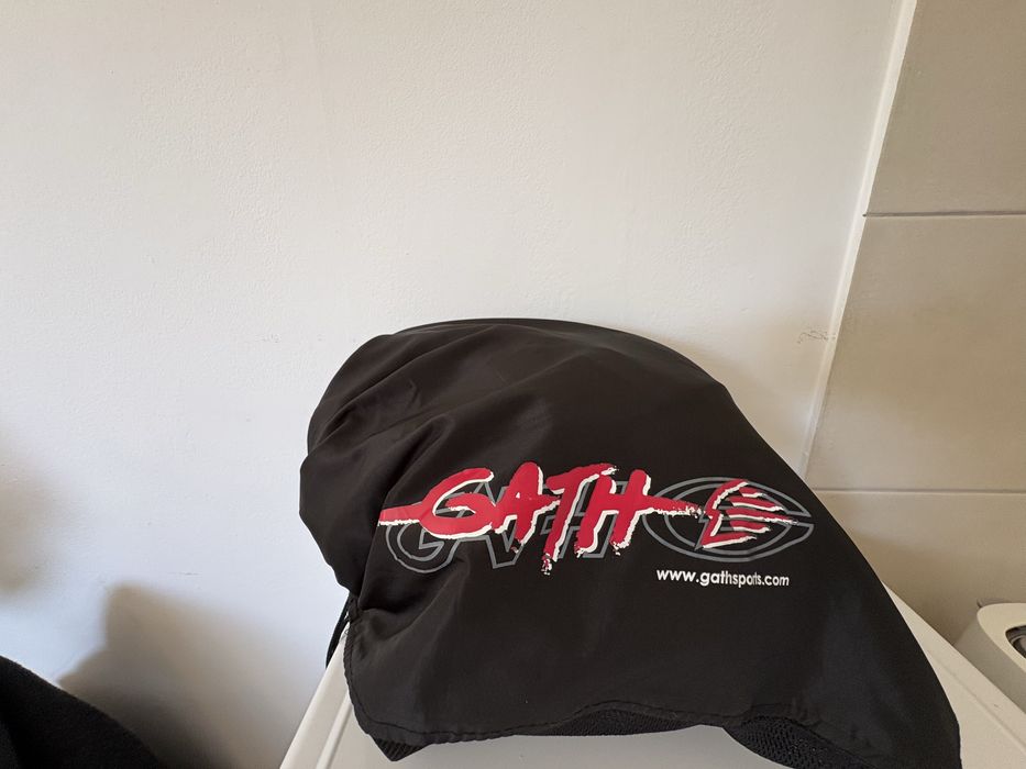 Capacete Gath Eva