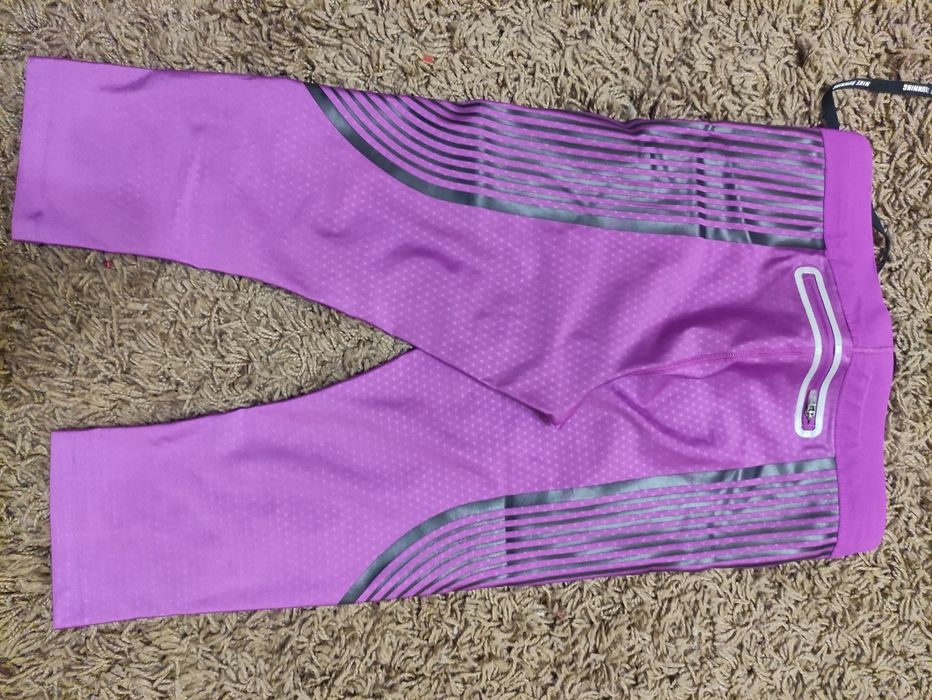 Продам 3/4 nike. Стан нової речі.