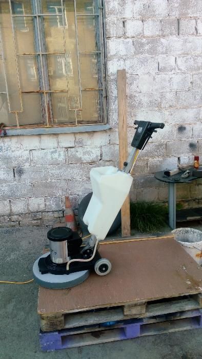 Полотер Numatic BMD 1200