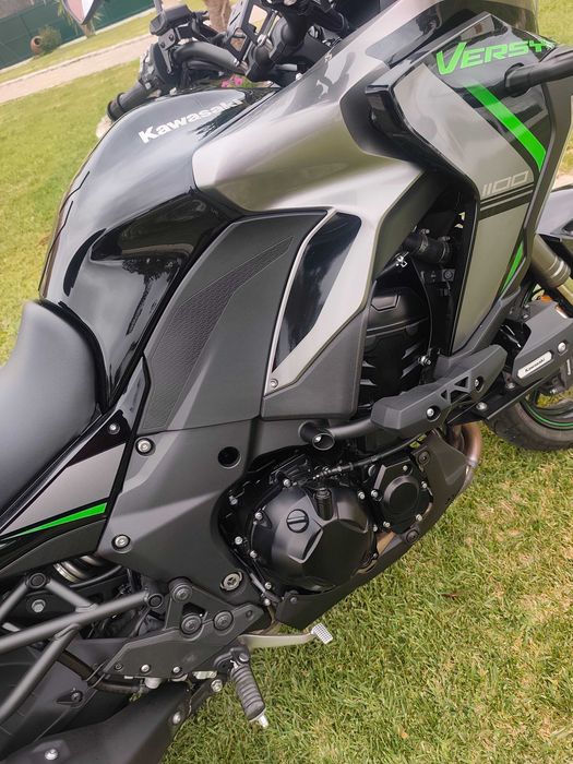 Kawasaki versys 1100 SE