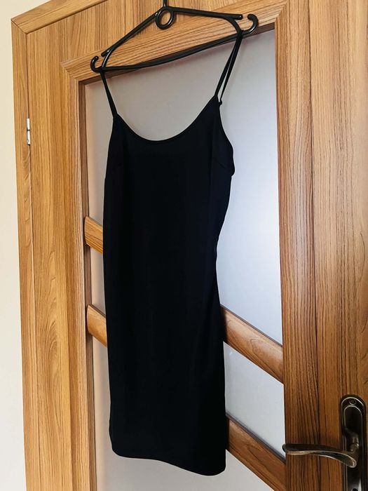 Sukienka czarna mini. Rozm.L