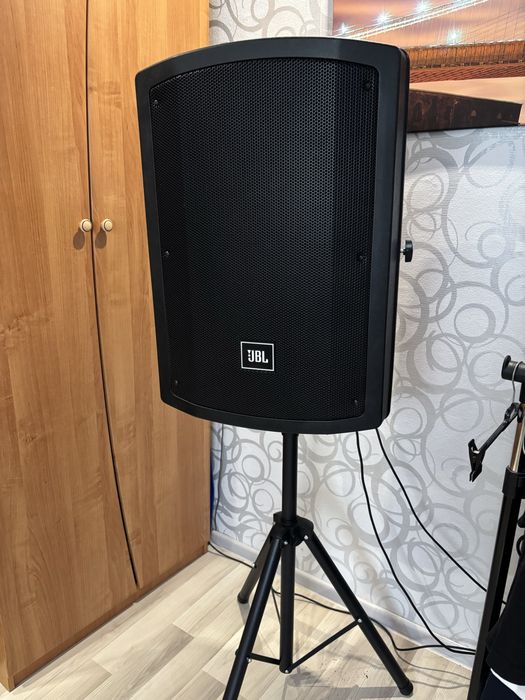 Продам Колонку jbl