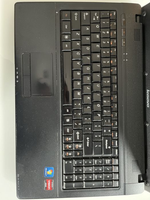 Laptop lenovo G565