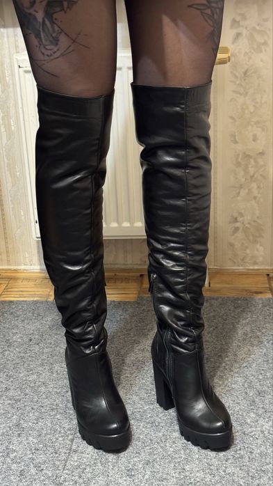 Sprzedam wysokie, skórzane kozaki za kolano 38