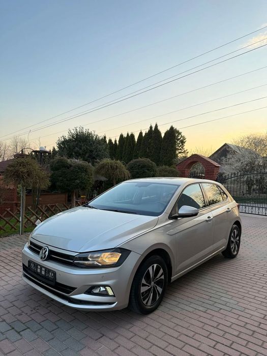 Volkswagen Polo Volkswagen • Polo • 2018r • Benzyna •