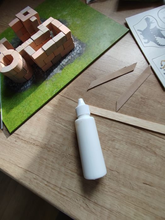 Brick Trick Buduj z cegły  Twierdza   wiek: 6+ elementy: 220