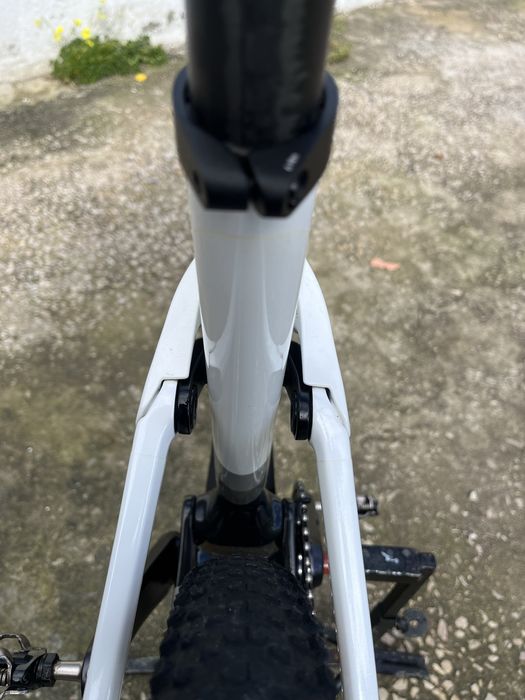 Canyon lux / 2023 / Qdr. M/ como nova