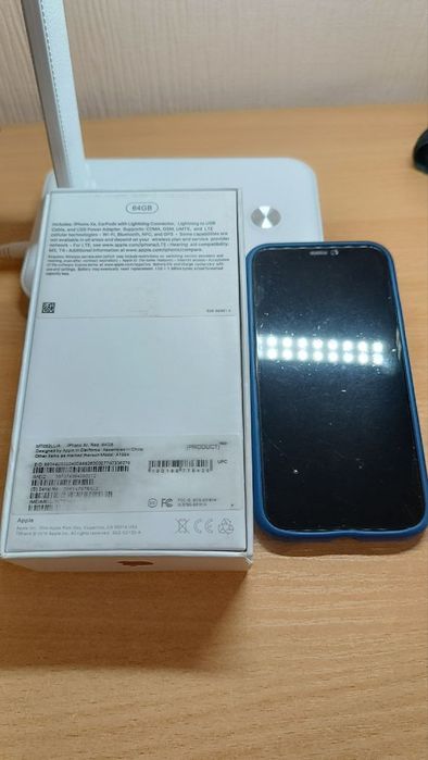 Продам IPhone XR