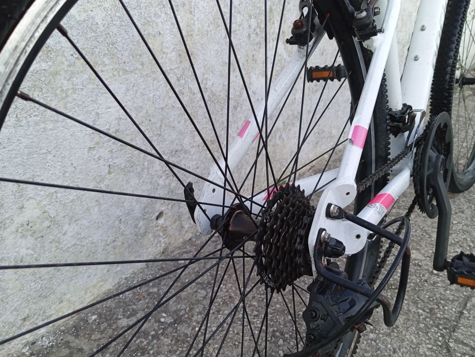 Bicicleta RockRider ST100 em Bom Estado