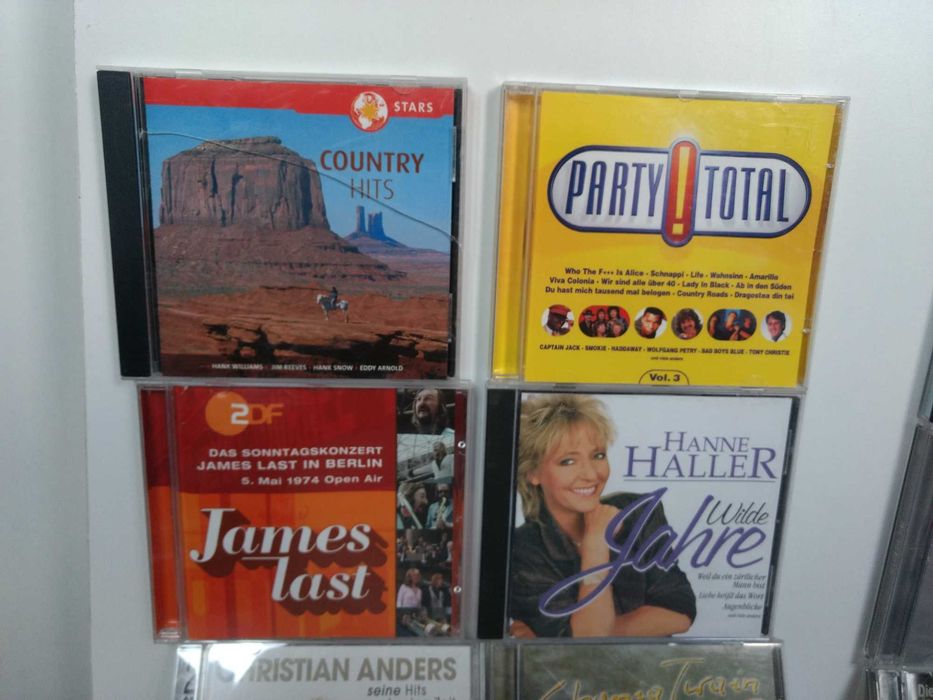 Compacty Płyty CD Duża ilość tanio.