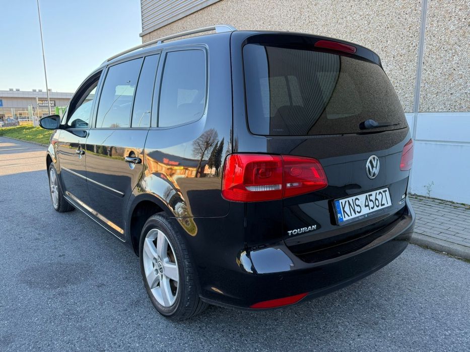 Volkswagen Touran 2015 rok  1.6 TDI przebieg 185 000
