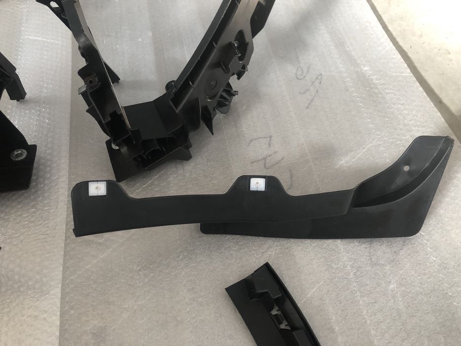 Окуляр фари Audi Q5