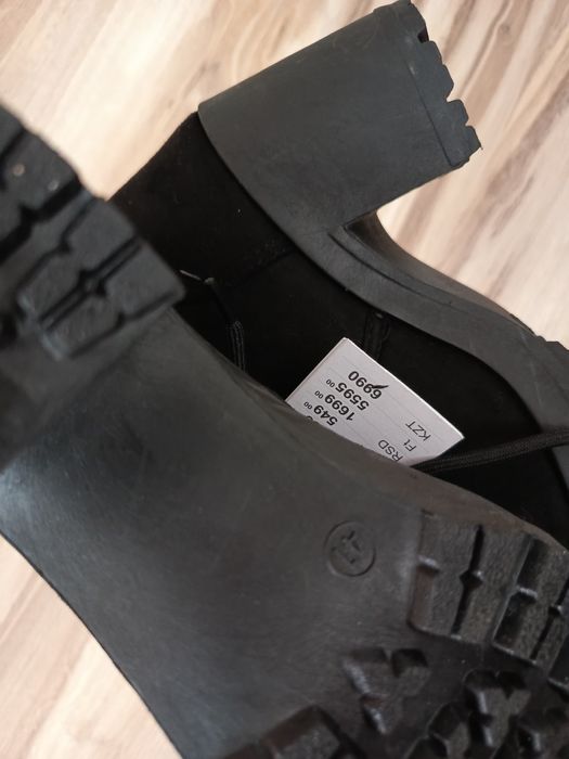 Czarne zamszowe botki damskie 41 nowe