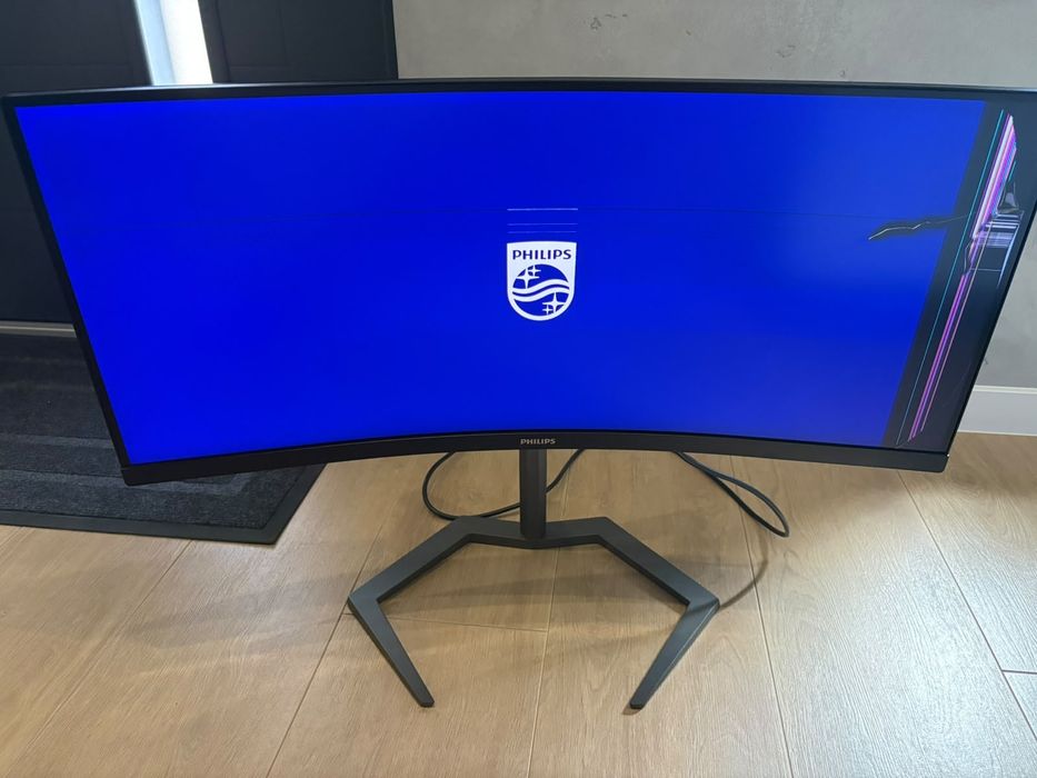 Uszkodzony Philips Evnia 34" Curved (zbity ekran) + Stopa / Części