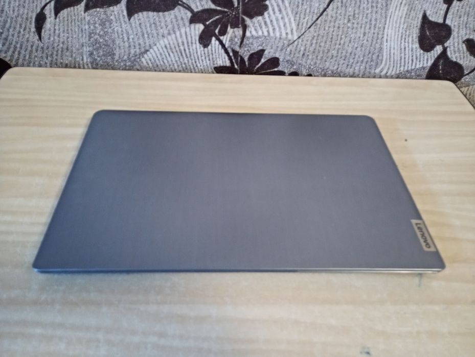 Ноутбук Lenovo IdeaPad 3 15IAU7 Arctic Grey / 15.6" IPS