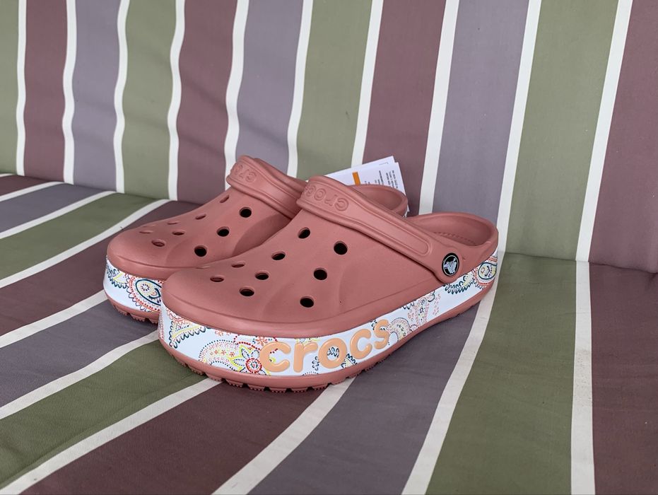 Крокси рожеві Шльопанці Crocs Bayaband 38, 39 розмір