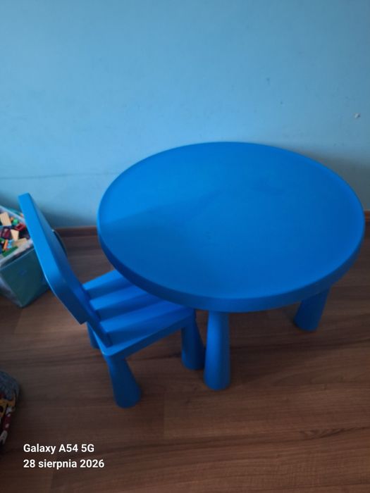 Stolik z krzesłem Mamut Ikea