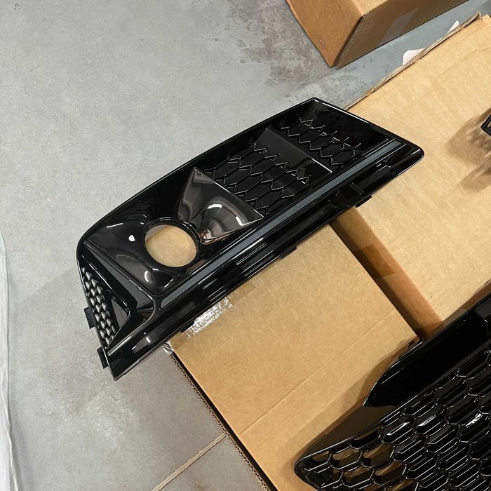 ВЫСОКОЕ КАЧЕСТВО! Боковые решетки радиатора в бампер ауди НЕДОРОГО