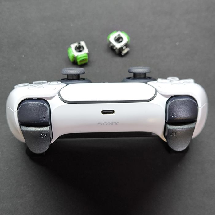 Dualsense PS5 com joysticks TMR Favor Union