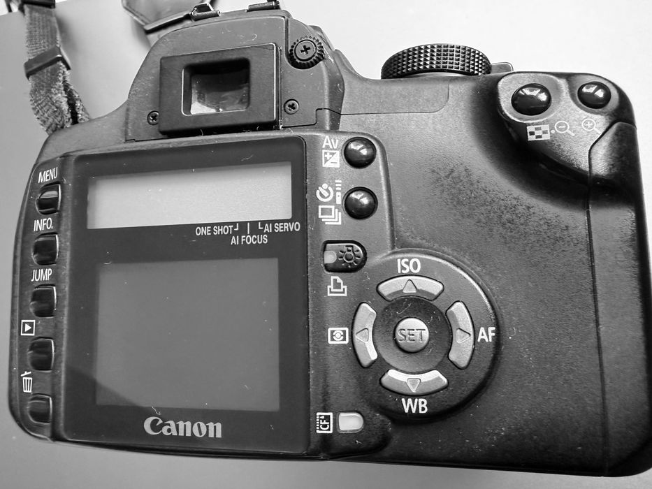 Lustrzanka Canon 350D Digital - Body, bez obiektywu.