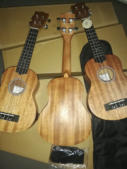 Ukulele soprano novo