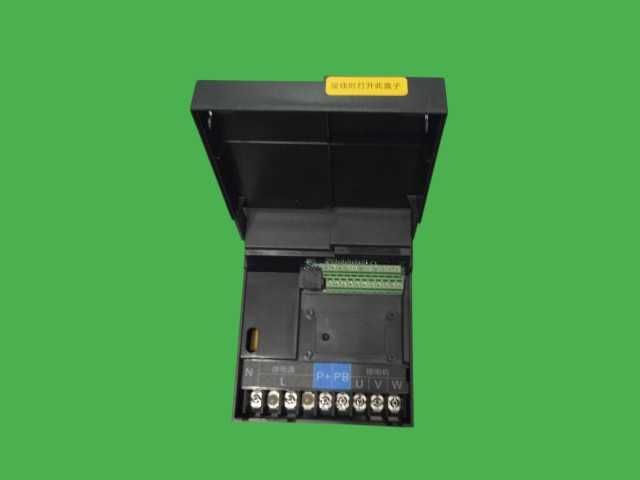 Перетворювач напруги 11 кВт 220-380