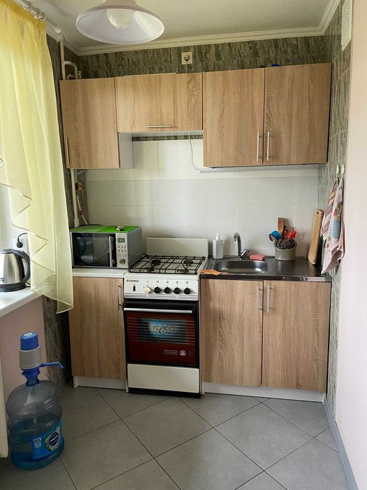 БЕЗ  КОМІССІЇ!!! Продаж гарної гостінки вул.Космонавта Поповича (Волкова) Лесной масив