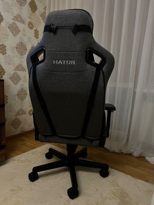 Крісло HATOR в хорошому стані