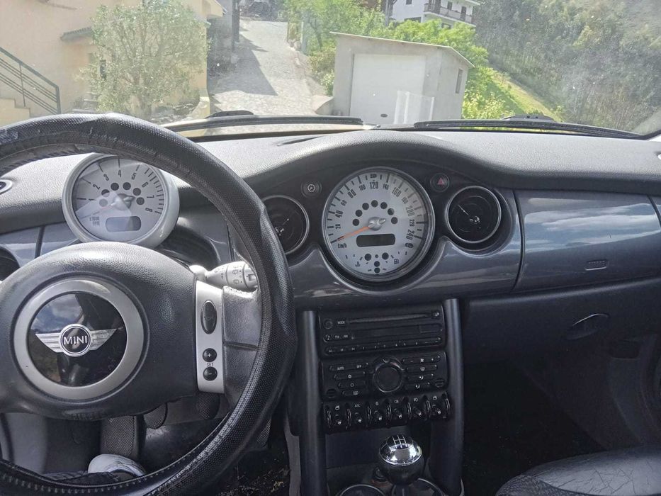 Carro mini em bom estado