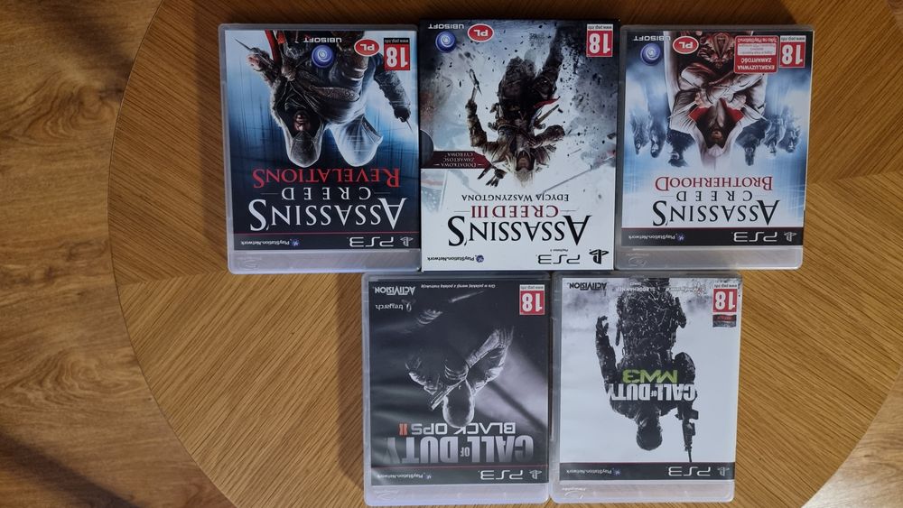 Konsola PS3 dysk 500GB zestaw kamera,pad,move x2 z ładowarką + kable