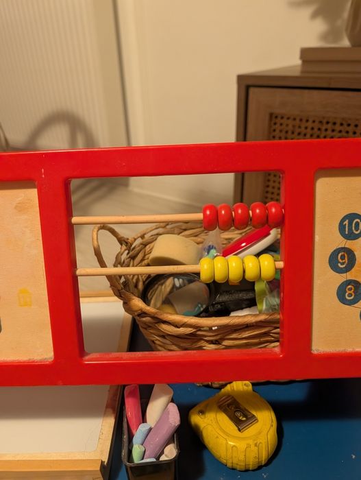 Playtive Dwustronna tablica stojąca edukacyjna