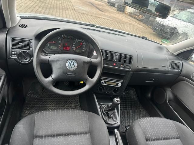 Volkswagen Golf 4 2004