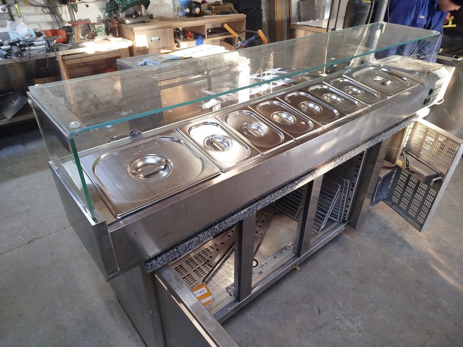 Холодильна настільна саладета ,вітрина для піци,суші,шаурми, саладетта