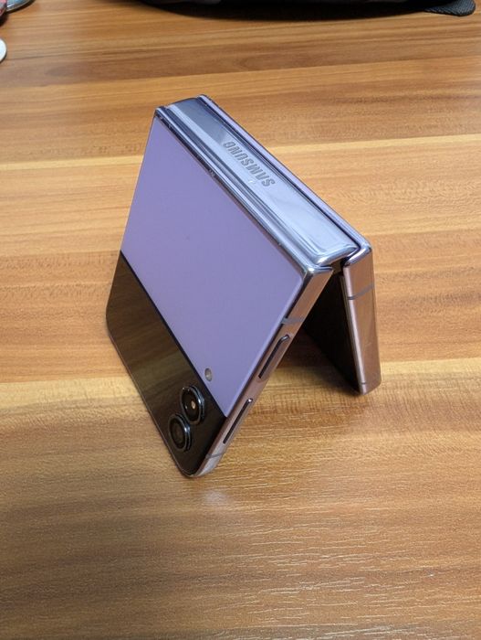 Galaxy Z Flip 4 128gb