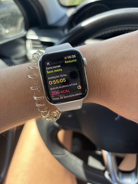 Apple Watch SE (branco)