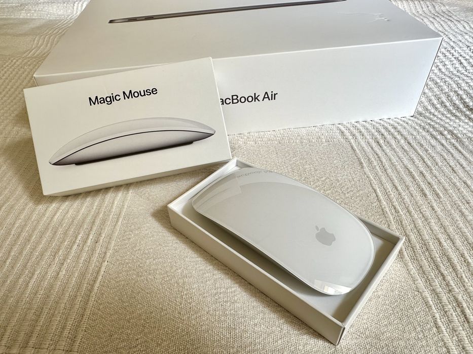 Apple MacBook Air 13” 2020 A2179 + Magic Mouse