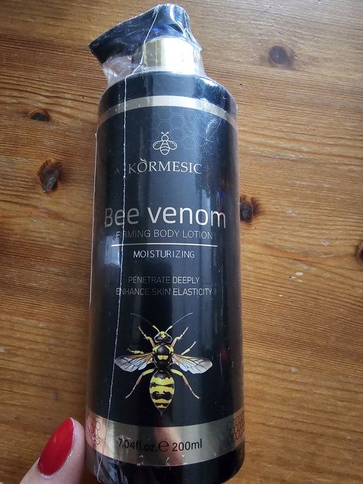 Balsam do ciała z jadem pszczelim