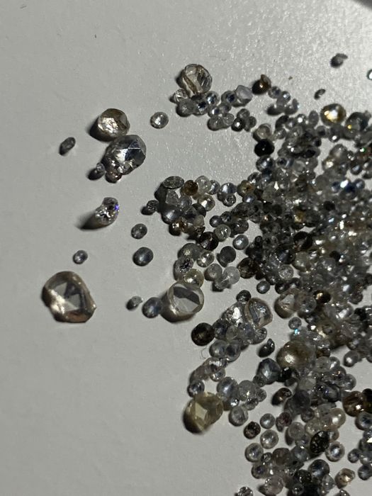 naturalne diamenty szlif brylantowy i rozetowy