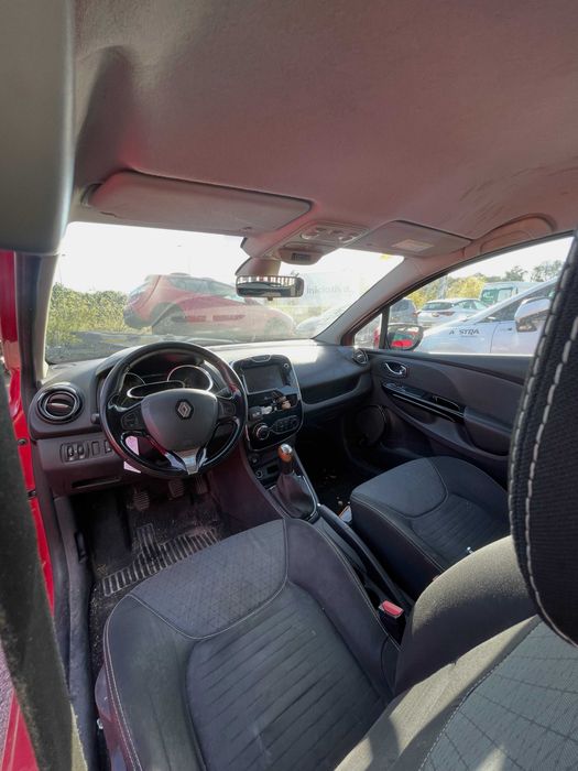 RENAULT CLIO IV CARRINHA 2013 PARA PEÇAS