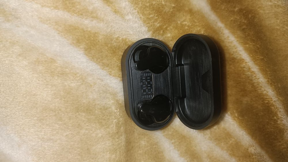 Продам навушники Lamax