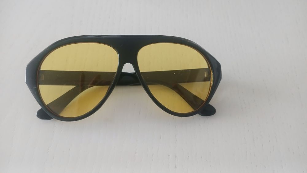 Nowe okulary przeciwsloneczne Shein