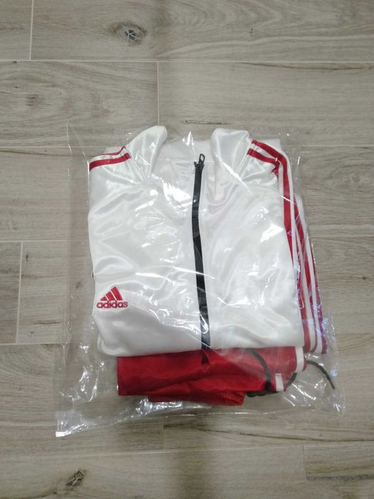 kolekcjonerski Dres sportowy Adidas -barwy narodowe /Okazja