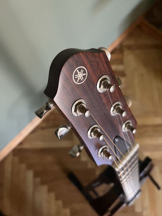 Гітара Yamaha SLG200s