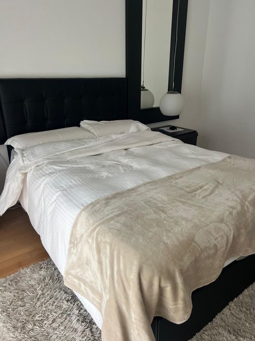 Cama de casal + colchão 190 x 140