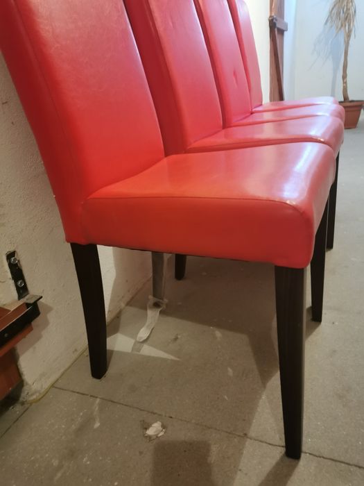 Krzesła z eko skóry 4 sztuki