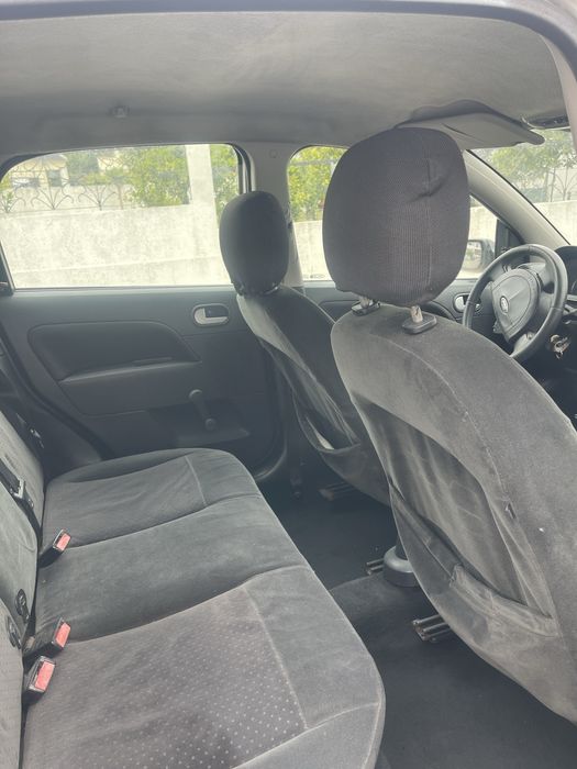Ford Fiesta 1.4 TDCI 2004