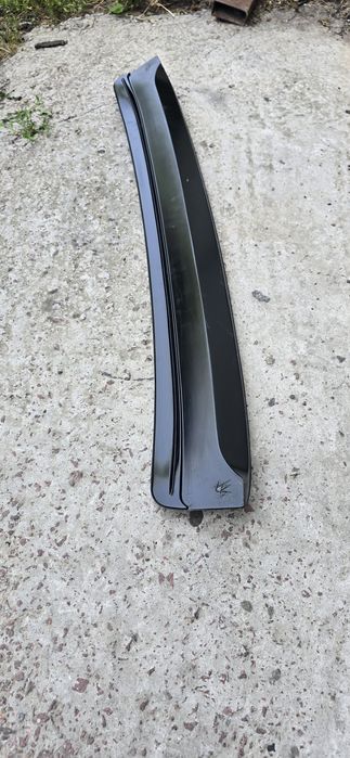 Спойлер задней ляды  BMW 5 E34 универсал БМВ 5 е34 вагон
