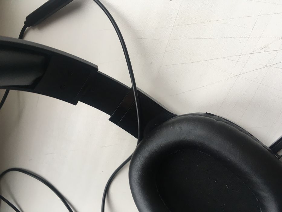 Наушники Edifier