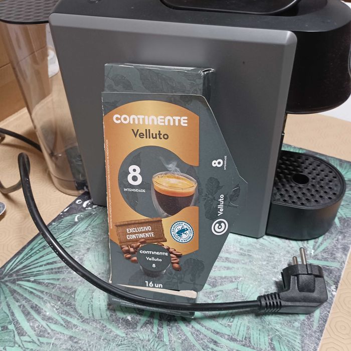 Máquina de café continente  oferta de café