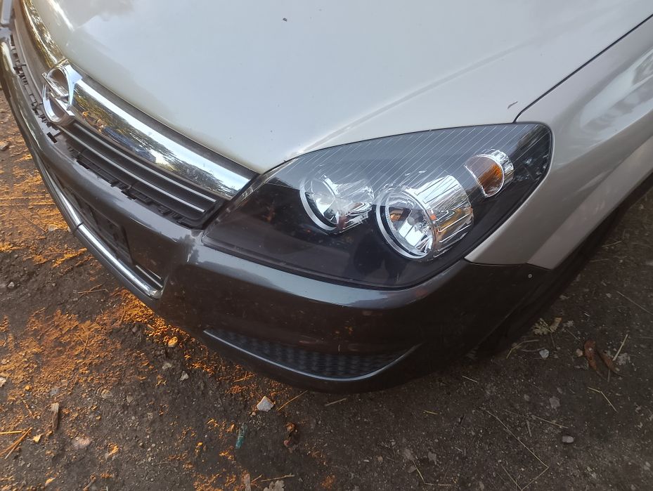 Lampa prawa lewa opel astra h Europa